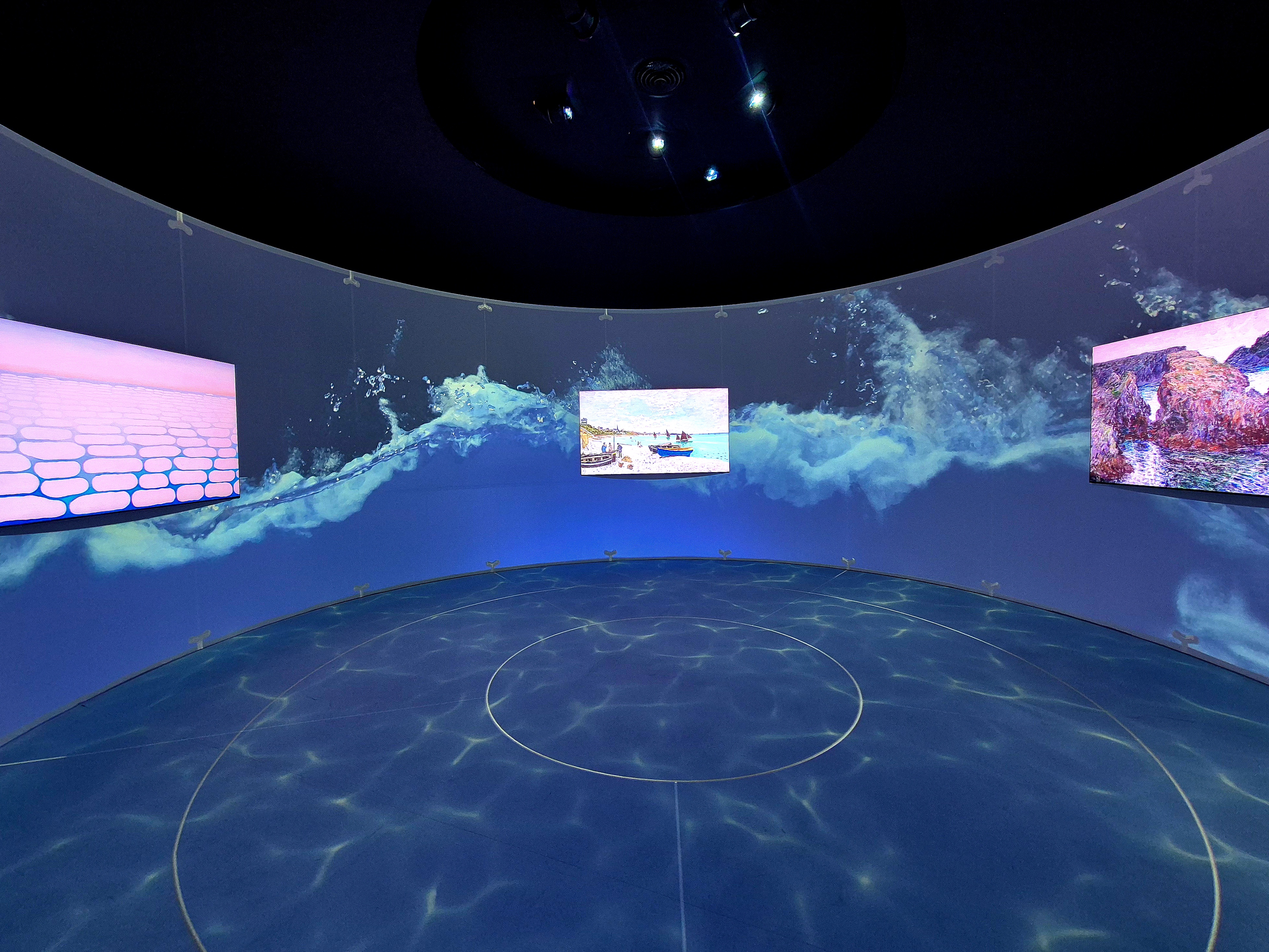 SAMSUNG ARTCUBE 우측 하단 이미지